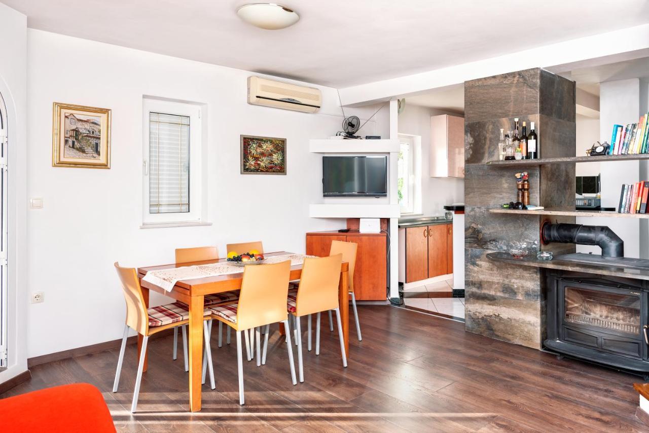 Gornje Sitno Villa Rosa, Sitno Gornje Near Split מראה חיצוני תמונה